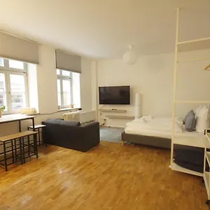 Nuvoom Workation, Highspeed Internet, Zentral In Der Dresdner Innenstadt Drezno